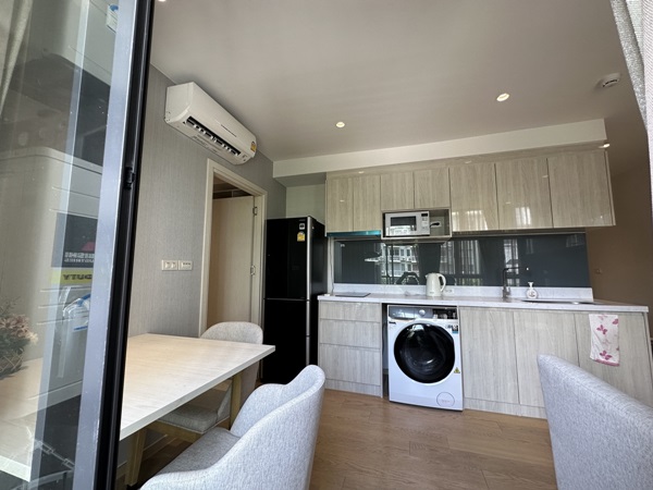 ให้เช่าคอนโด Runesu Thonglor 5 ใจกลางทองหล่อ เดินทางสะดวก ใกล้ BTS เฟอร์ครบ พร้อมเข้าอยู่ โทร 086-002-2449